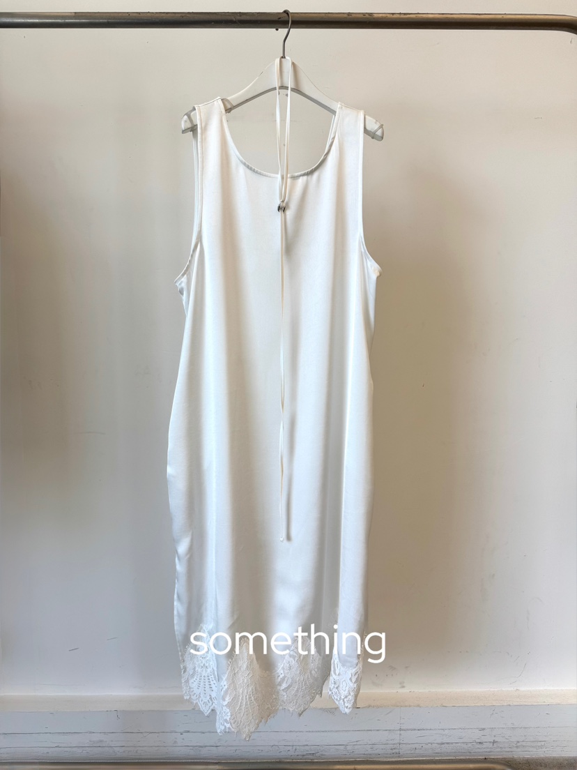 SOMETHING-L/FANCY韓國直郵女裝新款休閑連衣裙含腰繩緞面SOMETHING-L/FANCY連衣裙圖色1