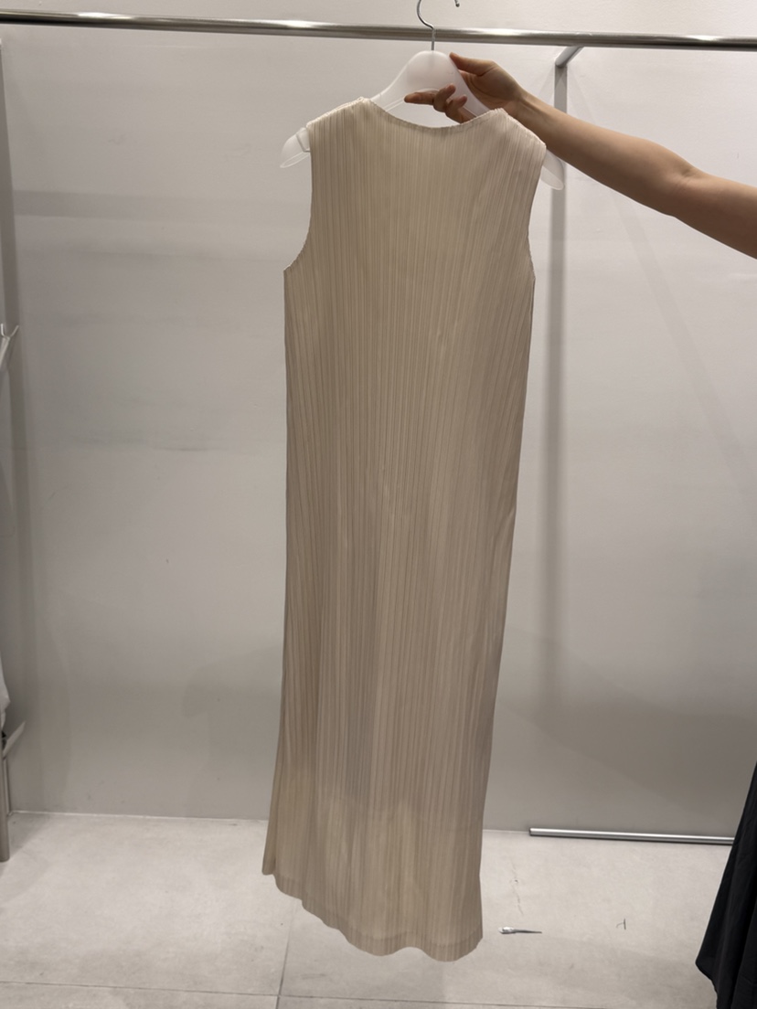 WOOD SAGE東大門實拍韓國女裝新品時尚職業熱賣連衣裙褶皺WOOD SAGE連衣裙