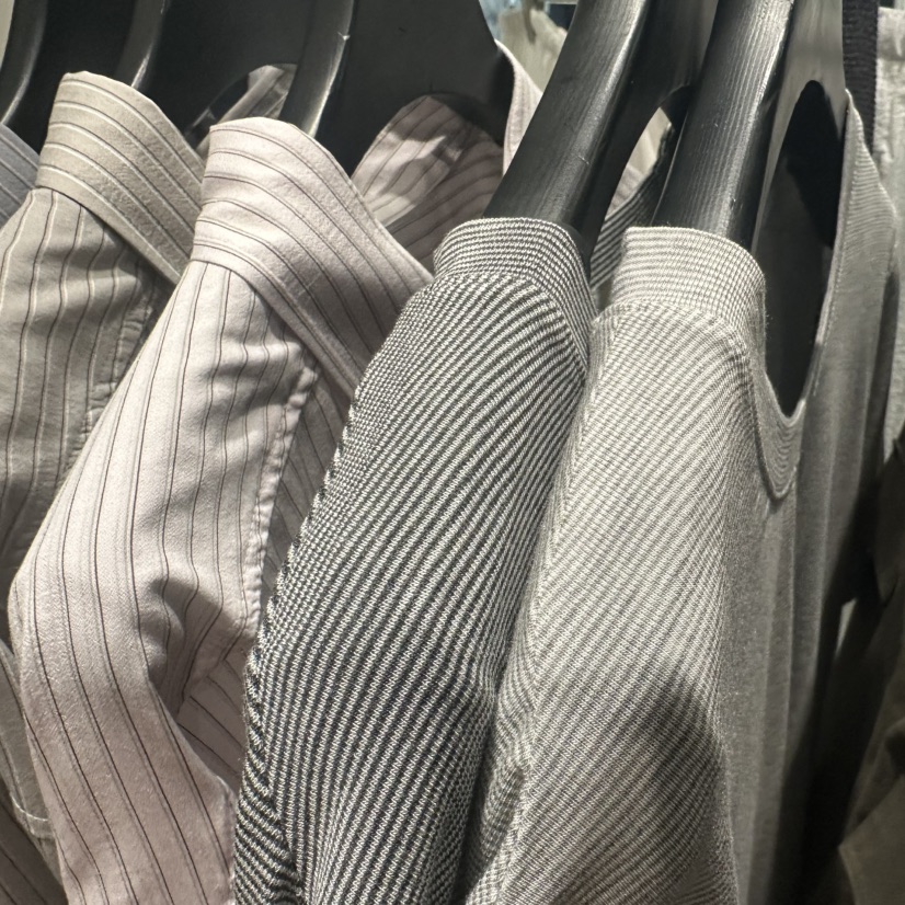 FEBRUARY 11韓國直郵女裝新品職業26春夏時尚休閑T恤絲綢FEBRUARY 11T恤