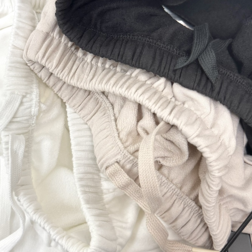 RIVER韓國直郵女士新品26夏季職業熱賣時尚人氣26春夏短褲WATER/RIVER短褲