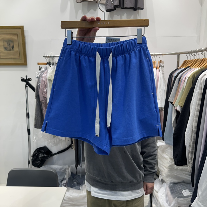 MODS-Q韓國代購女裝新款職業推薦26夏季時尚熱賣短褲開衩MODS-Q短褲圖色2