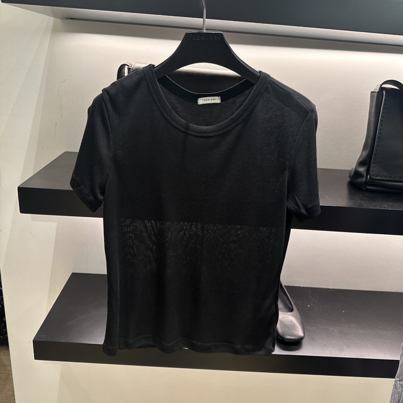 FEBRUARY 11韓國直郵實拍女裝新款26夏季時尚熱賣T恤透明FEBRUARY 11T恤圖色2黑色