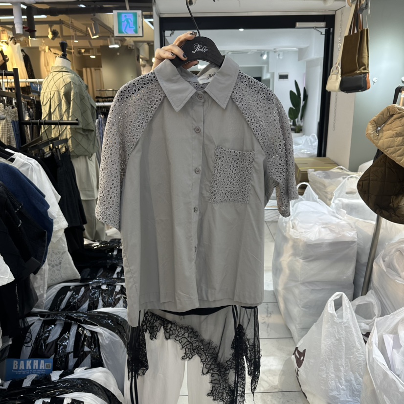 空韓國直郵女裝新品職業休閑26春夏26夏季襯衫蕾絲衫口袋蕾絲BAKHA襯衫/蕾絲衫圖色3