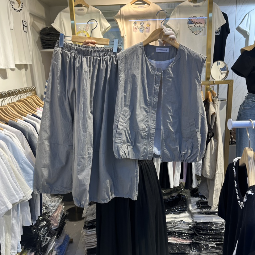 COCO HOLIC韓國代購女士新品26春夏休閑人氣職業熱賣套裝COCO HOLIC套裝圖色2