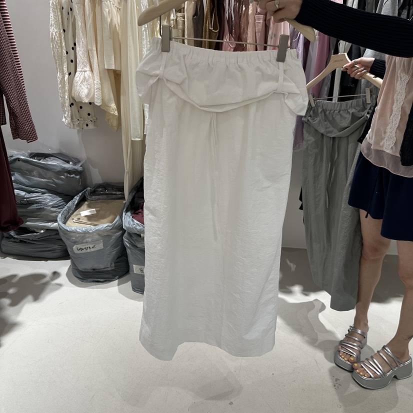 CONNAUGHT/DAILYJUD韓國直郵女裝新品26春夏半身裙中短裙腰帶褶皺長款CONNAUGHT/DAILYJUD半身裙/中短裙圖色1