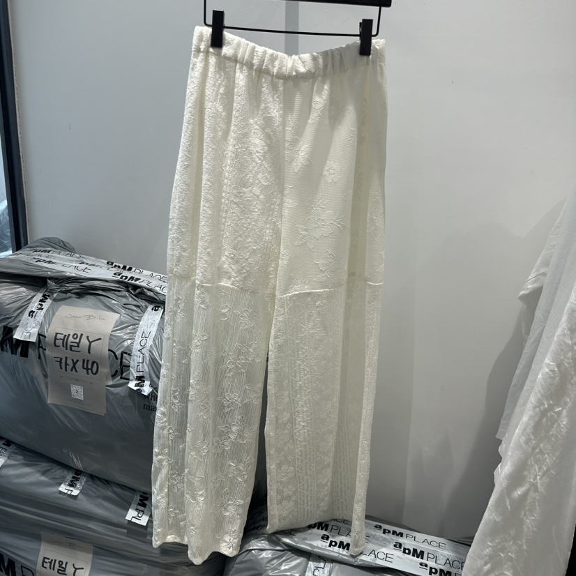 JANE BIRKIN韓國直郵實拍女士新品人氣推薦休閑褲蕾絲花JANE BIRKIN設計師品牌休閑褲圖色1