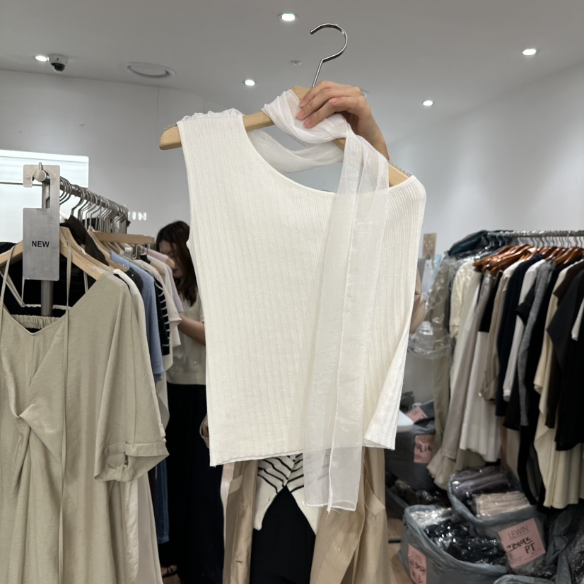LEWIN韓國直郵女士新品26春夏推薦時尚26夏季吊帶背心雪紡圍巾LEWIN吊帶/背心圖色1