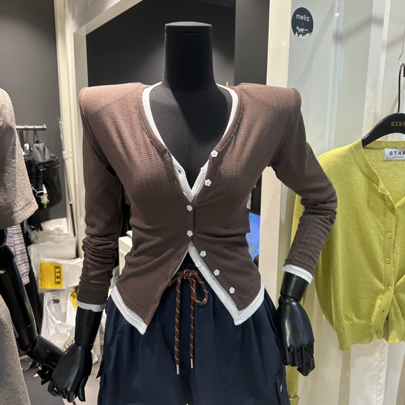 STAR-L東大門實拍韓國女士新款時尚人氣26春夏休閑長袖T恤STAR-L長袖T恤圖色2