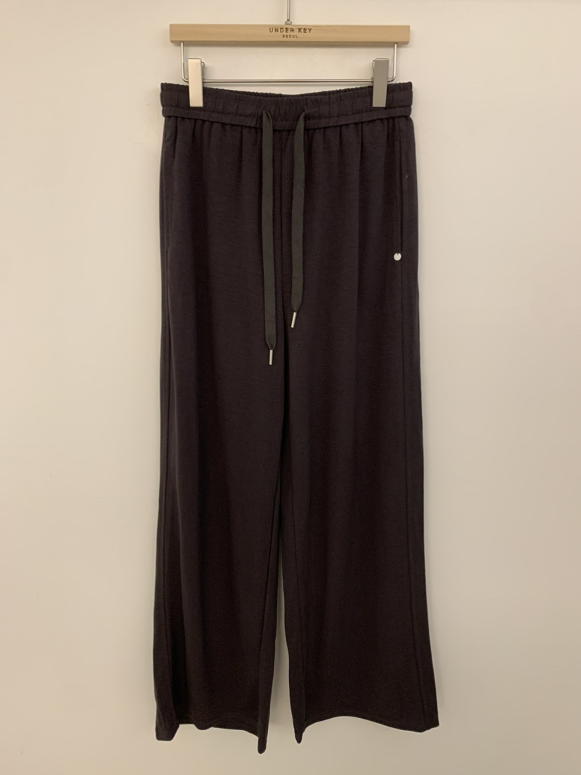 UNDER KEY韓國東大門代購女裝新品推薦26夏季人氣休閑褲UNDER KEY休閑褲圖色1墨色