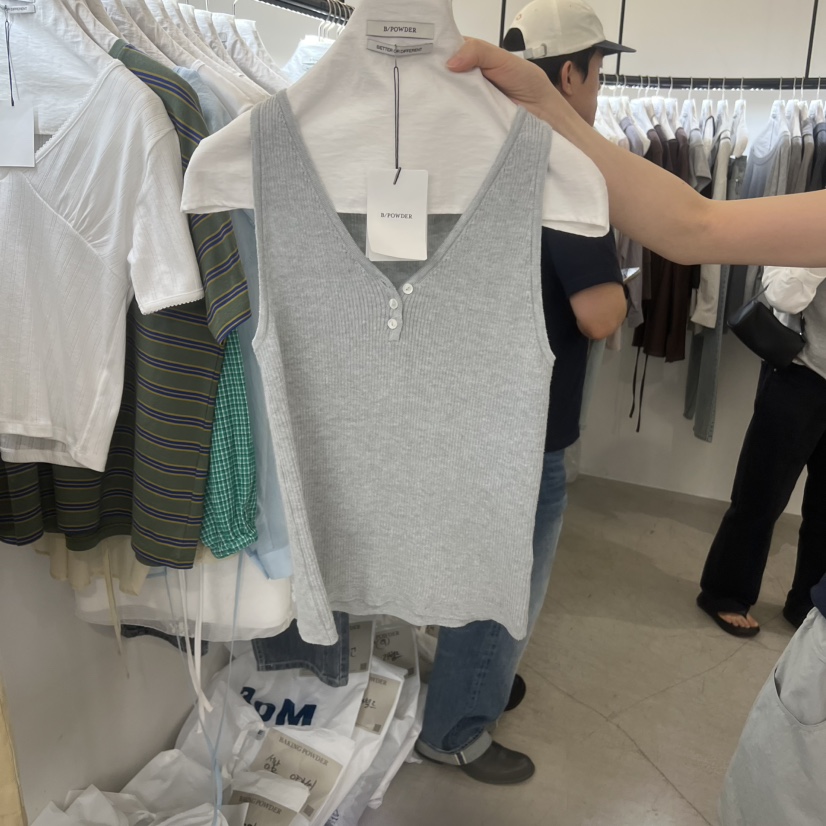 BAKING POWDER韓國東大門代購女裝新品休閑吊帶背心紐扣BAKING POWDER吊帶/背心圖色1