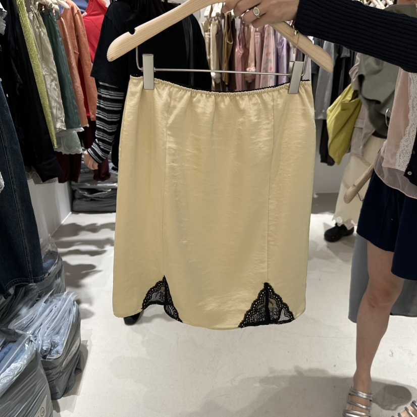 CONNAUGHT/DAILYJUD東大門實拍韓國女士新品休閑人氣短裙CONNAUGHT/DAILYJUD短裙圖色2