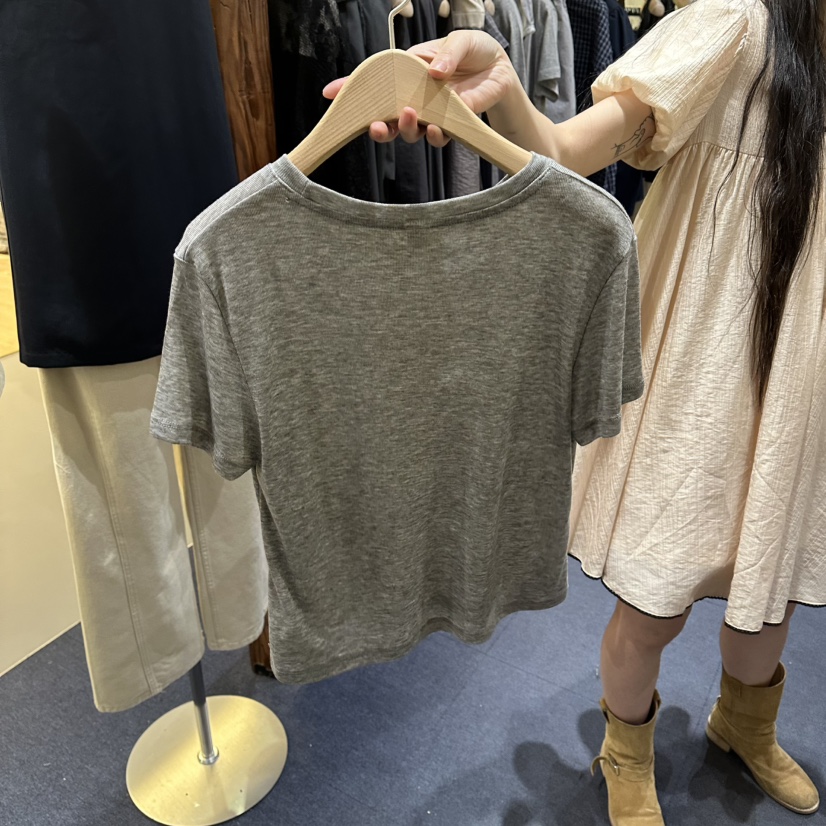 FURE東大門實拍女士新品時尚熱賣人氣推薦26春夏休閑T恤羊絨FURET恤