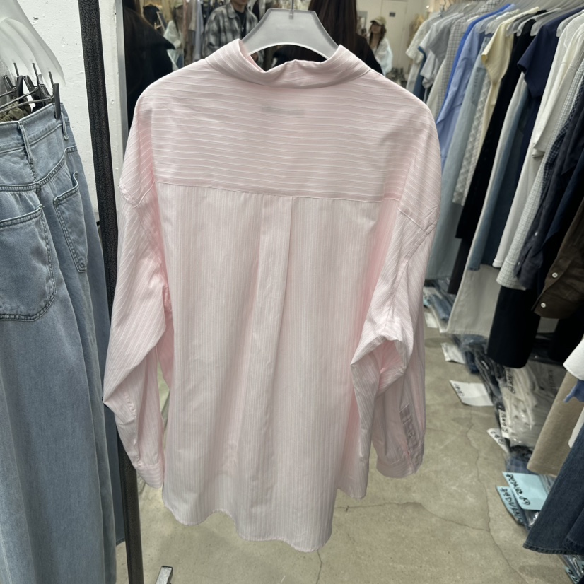 HELVETICA東大門直郵女裝新品推薦時尚人氣襯衫蕾絲衫條紋HELVETICA襯衫/蕾絲衫