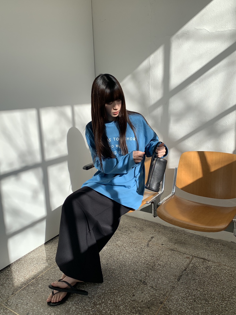 LOGARDEN韓國直郵女士新款推薦休閑人氣26春夏長袖T恤刺繡LO GARDEN長袖T恤