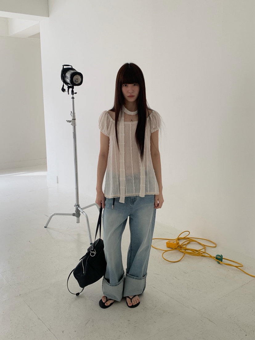 LOGARDEN東大門直郵女士新品推薦時尚26春夏襯衫蕾絲衫含脖帶LO GARDEN襯衫/蕾絲衫