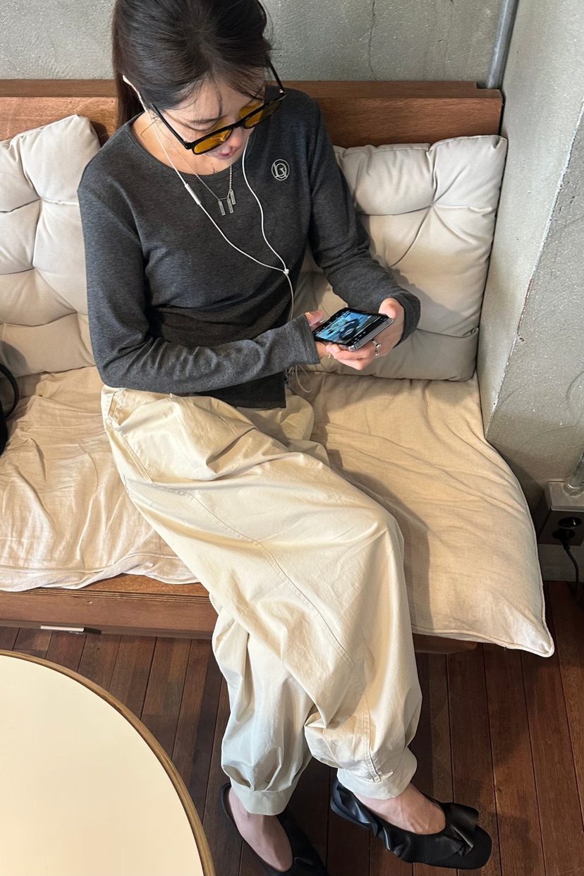 GENTLE B/LOVENTINA東大門直郵女裝新品休閑長袖T恤不對稱復古GENTLE B/LOVENTINA長袖T恤