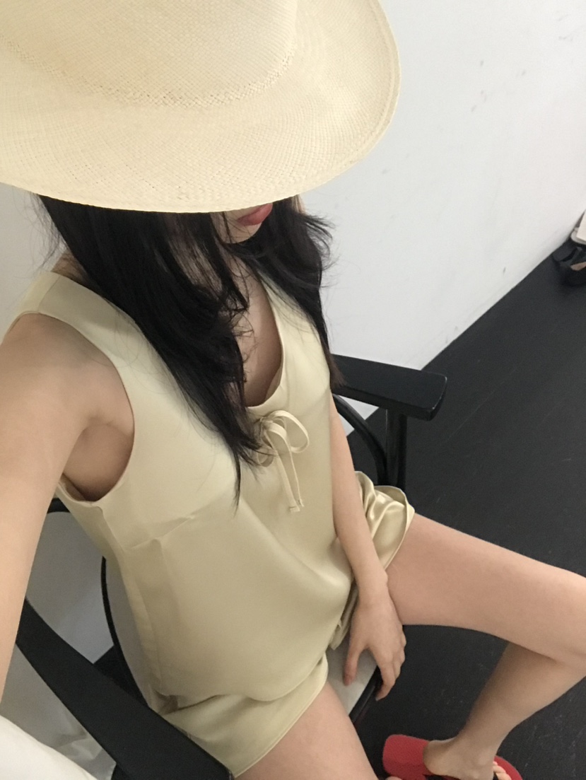 ME MO東大門代購女士新品26春夏熱賣時尚真品人氣吊帶背心ME MO吊帶/背心