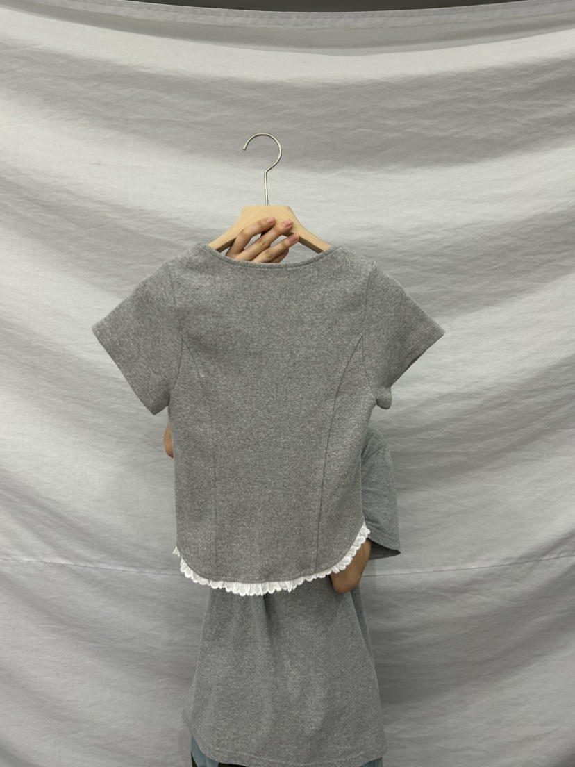 ME MO東大門實拍女士新款休閑時尚人氣26春夏真品T恤蕾絲ME MOT恤