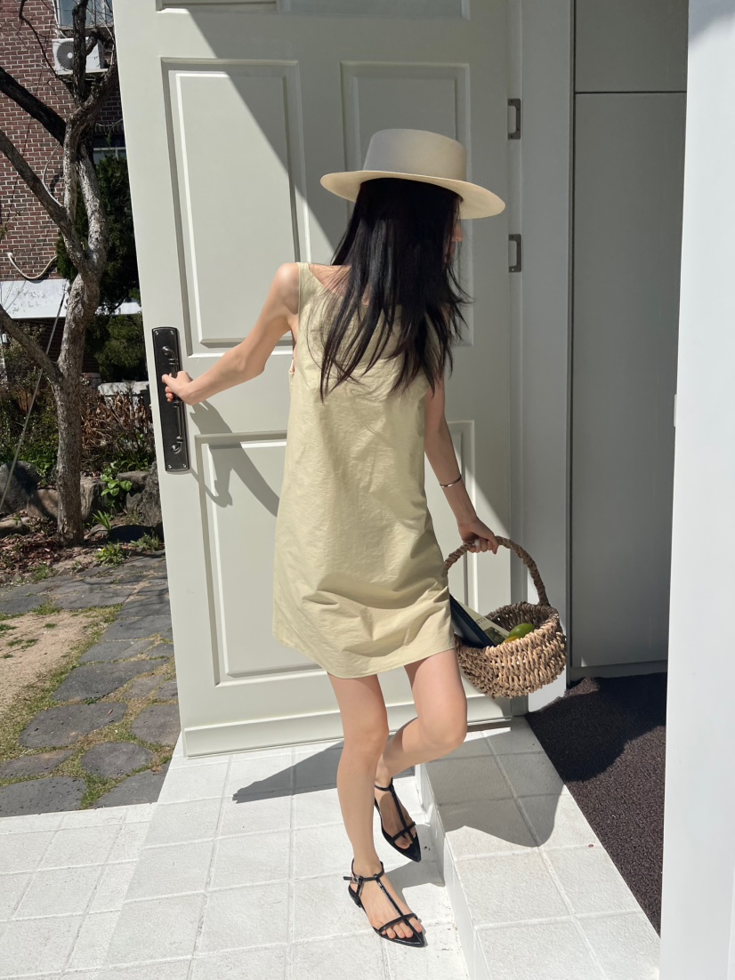 ME MO東大門實拍女裝新品休閑職業人氣熱賣連衣裙含腰繩ME MO連衣裙