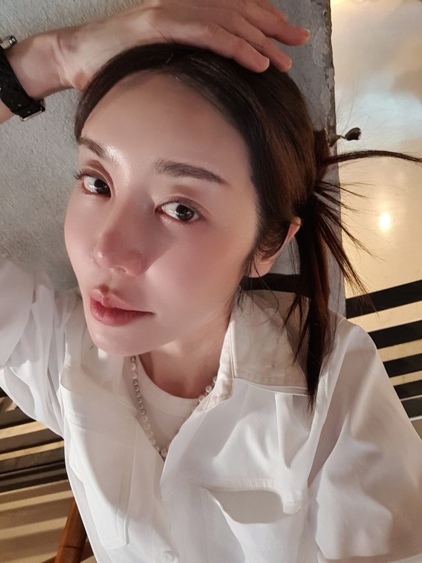 GENTLE B/LOVENTINA東大門代購女裝新品熱賣襯衫蕾絲衫雙層GENTLE B/LOVENTINA襯衫/蕾絲衫