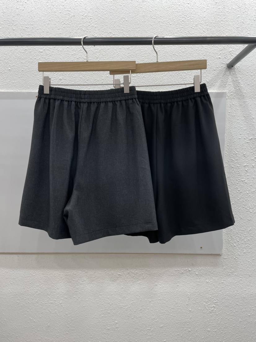 EGGPLANT韓國代購女士新品熱賣時尚真品人氣推薦短褲紐扣EGGPLANT短褲