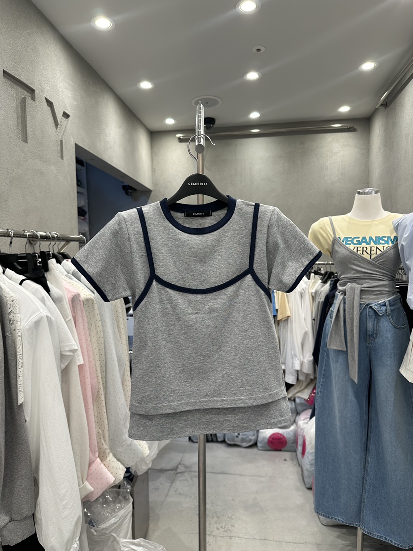 CELEBRITY-A東大門直郵女士新品休閑推薦人氣時尚熱賣T恤CELEBRITY-AT恤圖色1