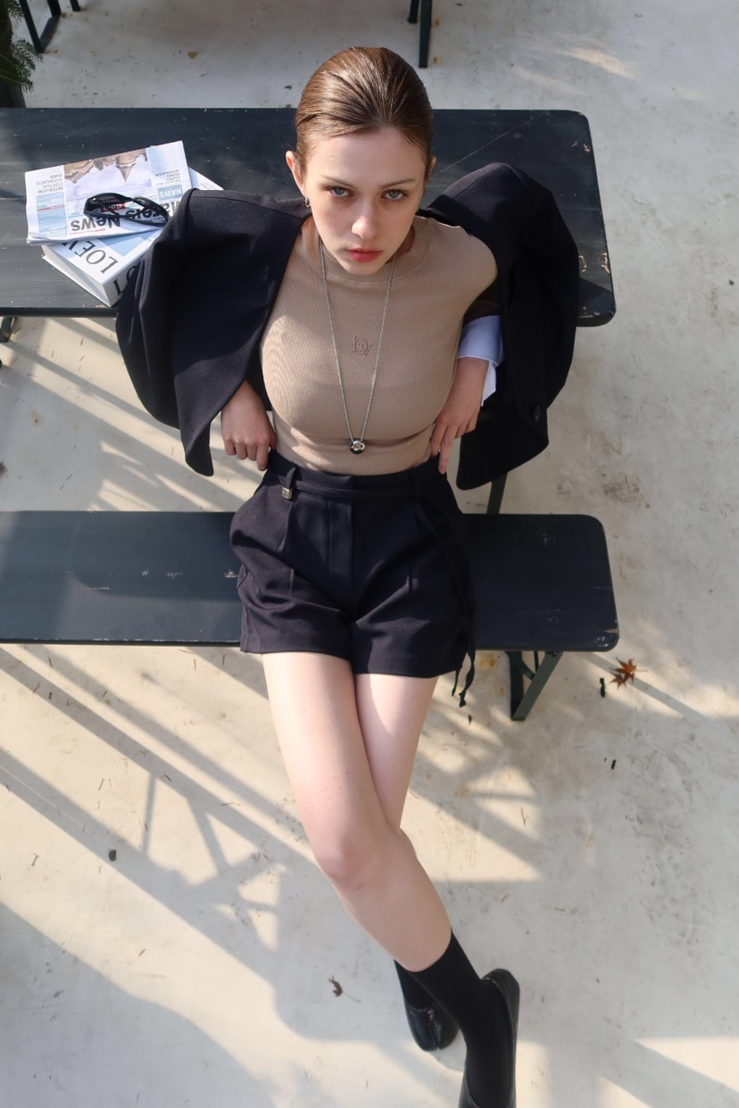 GENTLE B/LOVENTINA韓國代購女裝新款26春夏推薦長袖T恤GENTLE B/LOVENTINA長袖T恤