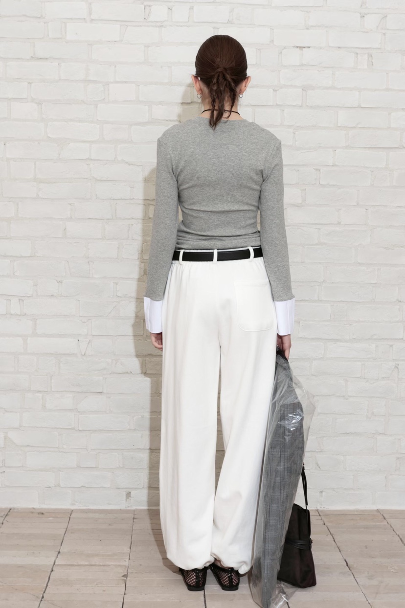 GENTLE B/LOVENTINA韓國代購女裝新款26春夏推薦長袖T恤GENTLE B/LOVENTINA長袖T恤