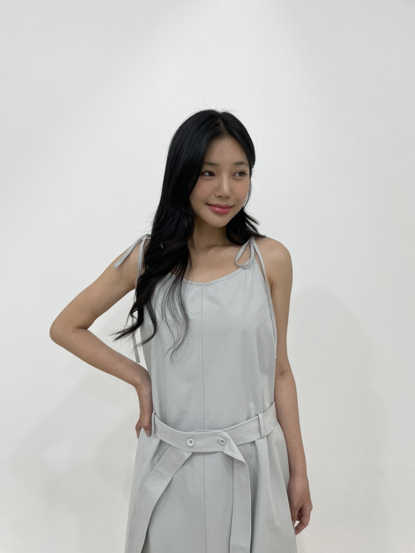 NAPKIN韓國代購女裝新款職業真品26春夏時尚連衣裙含腰帶NAPKIN連衣裙