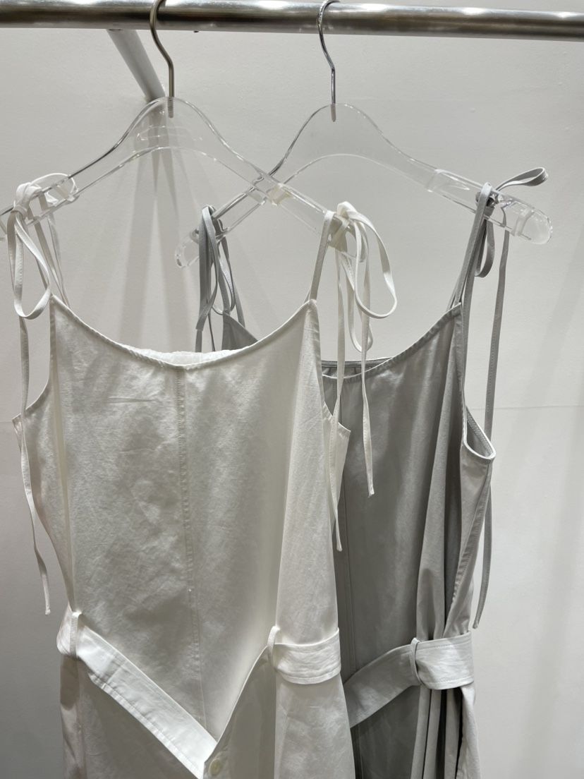 NAPKIN韓國代購女裝新款職業真品26春夏時尚連衣裙含腰帶NAPKIN連衣裙