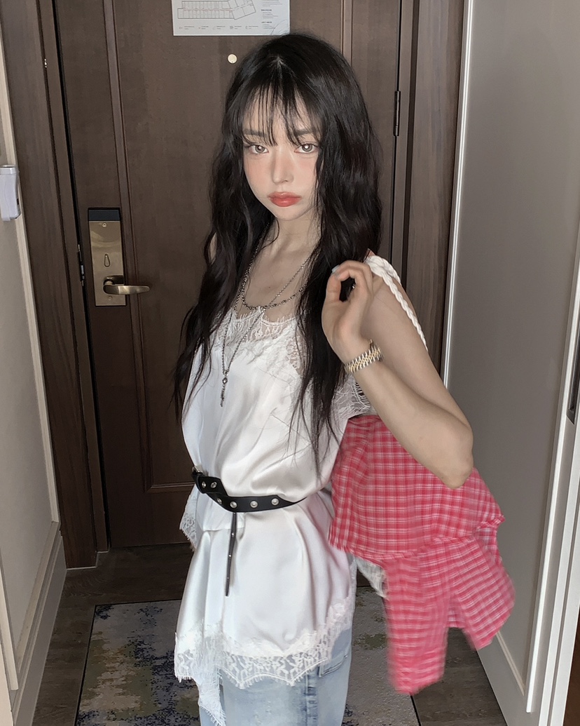 OURWAVE/OUR ROOM韓國直郵女裝新款時尚吊帶背心蕾絲緞面Our Wave/Our Room吊帶/背心