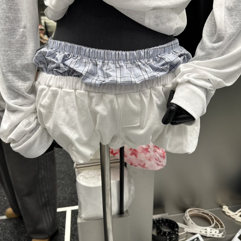 NUEUN韓國代購女裝新品休閑人氣職業真品26春夏熱賣時尚短褲NUEUN/SEEOT短褲圖色1