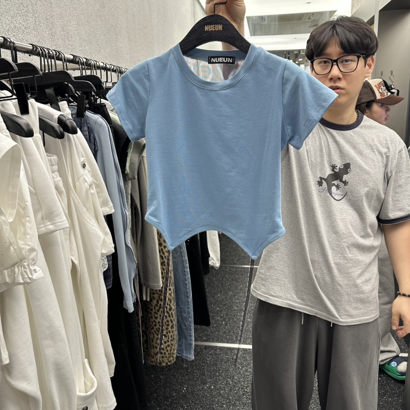 NUEUN東大門直郵女裝新品推薦休閑職業時尚真品T恤網眼緞NUEUN/SEEOTT恤圖色1