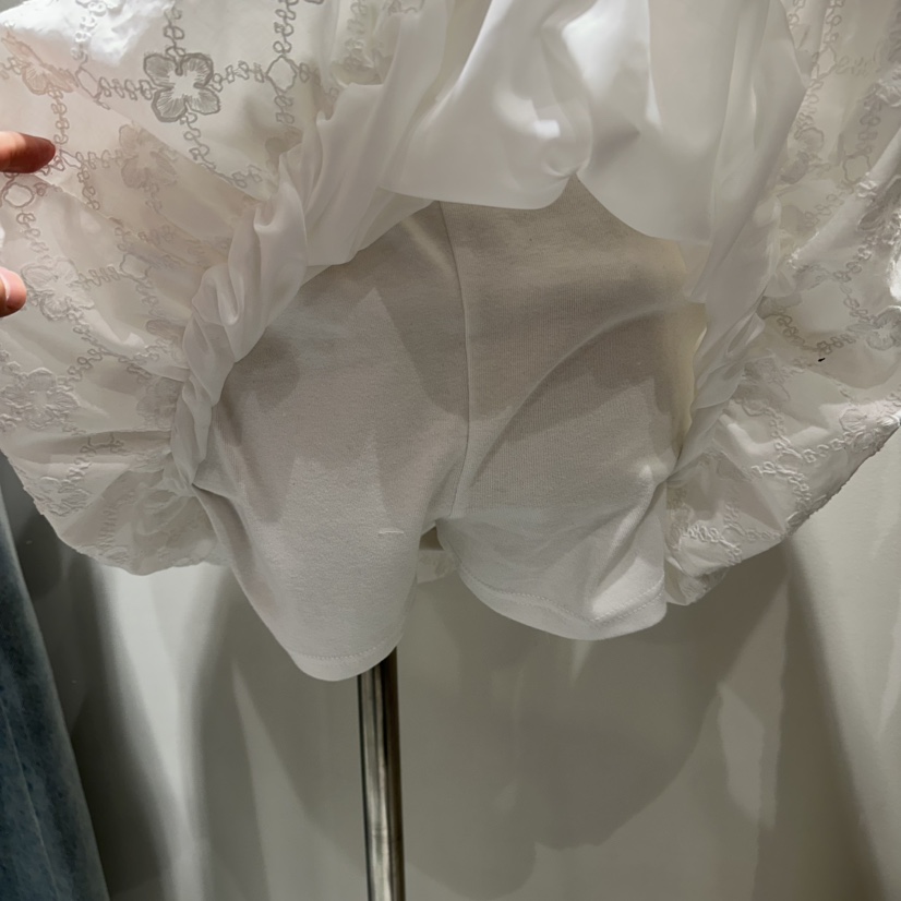 BAIE.38韓國直郵實拍女裝新款推薦熱賣時尚職業裙褲提花BAIE.38裙褲