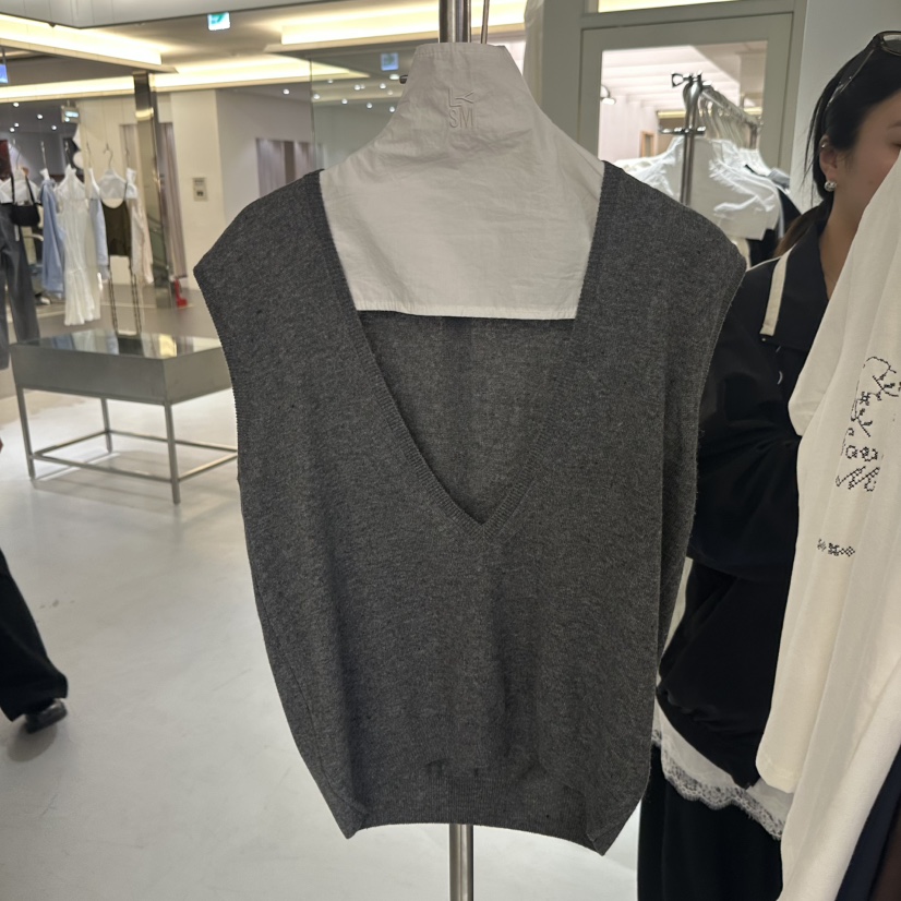 LOVE YOU SO MUCH/MORE THAN YESTERDAY東大門實拍韓國女士新品職業吊帶背心LYSM/MORE THAN YESTERDAY吊帶/背心圖色3