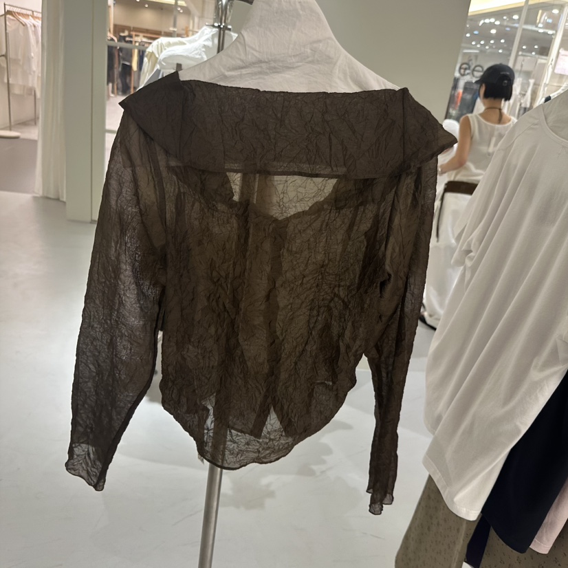 LOVE YOU SO MUCH/MORE THAN YESTERDAY韓國直郵女裝新款26夏季襯衫蕾絲衫不含內搭LYSM/MORE THAN YESTERDAY襯衫/蕾絲衫