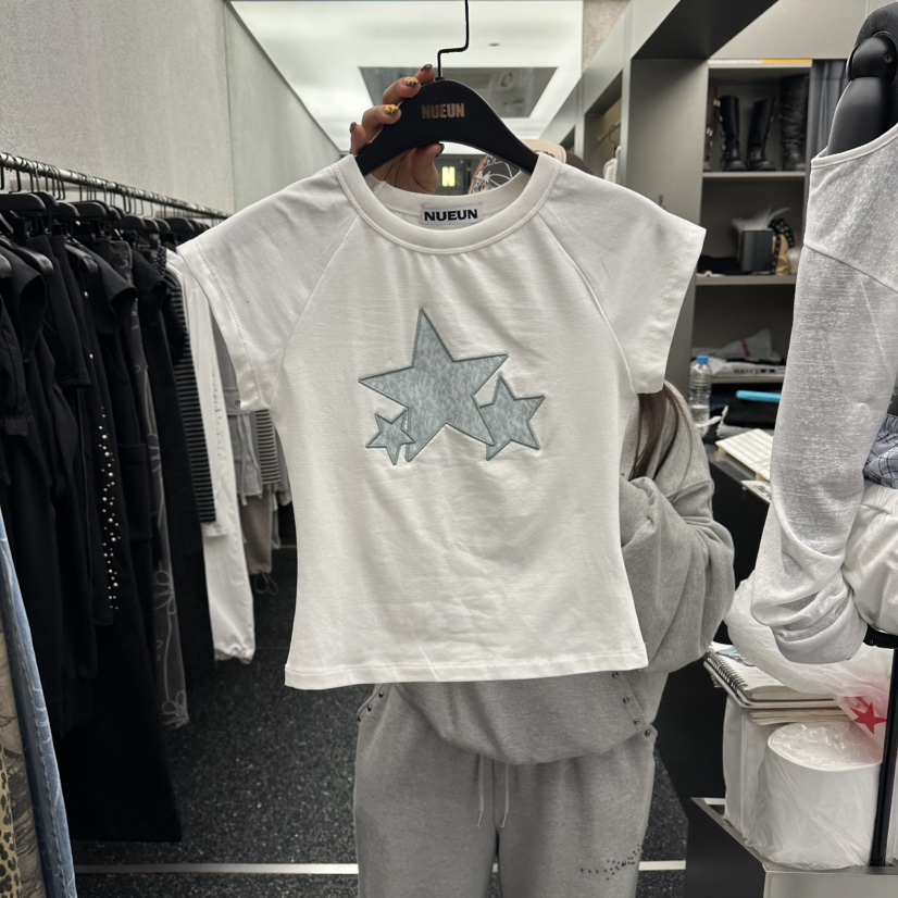 NUEUN韓國東大門直郵女裝新品職業推薦熱賣休閑人氣時尚T恤NUEUN/SEEOTT恤圖色1