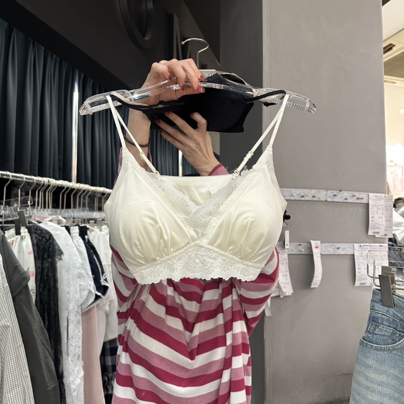 MOMAZU韓國代購女士新款人氣推薦熱賣26春夏內衣文胸蕾絲緞面MOMAZU內衣/文胸圖色1白色