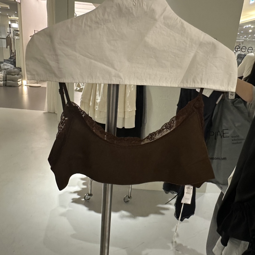 LOVE YOU SO MUCH/MORE THAN YESTERDAY東大門代購女士新品時尚吊帶背心LYSM/MORE THAN YESTERDAY吊帶/背心圖色1棕色