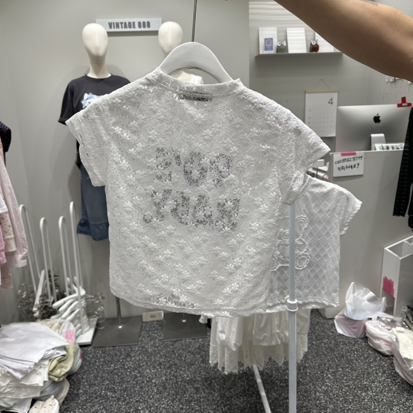 VINTAGE 888東大門實拍韓國女士新品時尚熱賣人氣T恤蕾絲VINTAGE888/TRIPLE EIGHTT恤