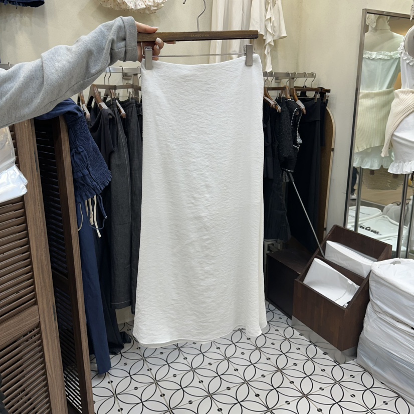 BAMBOLINA東大門直郵女士新款職業推薦26春夏人氣熱賣長裙BAMBOLINA長裙圖色2