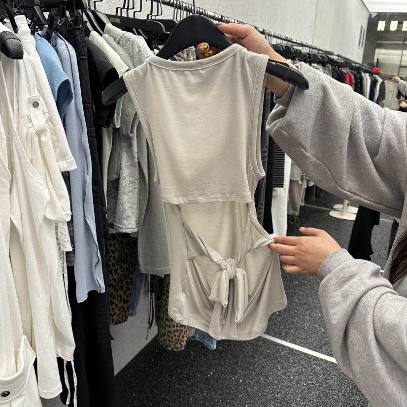 NUEUN韓國東大門直郵女士新款休閑推薦26春夏吊帶背心鏤空NUEUN/SEEOT吊帶/背心