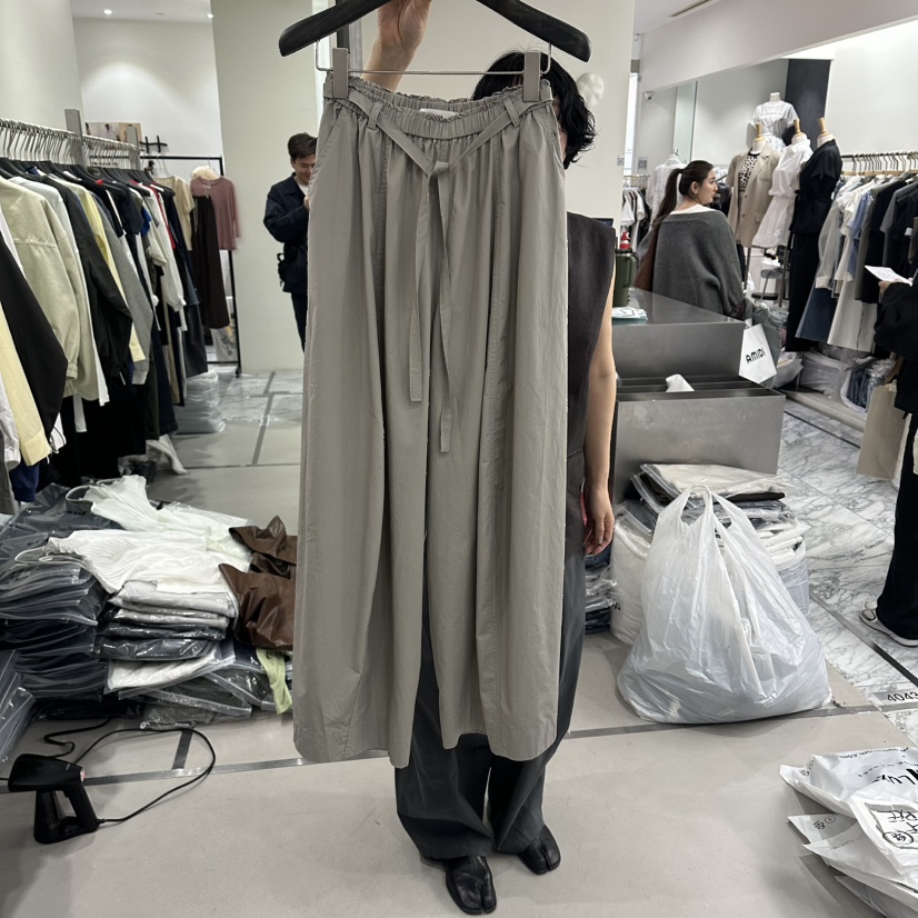 DIARRA韓國東大門直郵女士新品熱賣時尚休閑休閑褲含腰繩DIARRA休閑褲圖色1