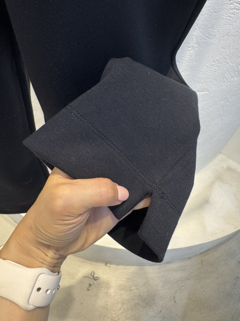 RIAH韓國直郵女裝新品職業休閑26春夏時尚打底褲鯊魚褲開衩RIAH打底褲/鯊魚褲