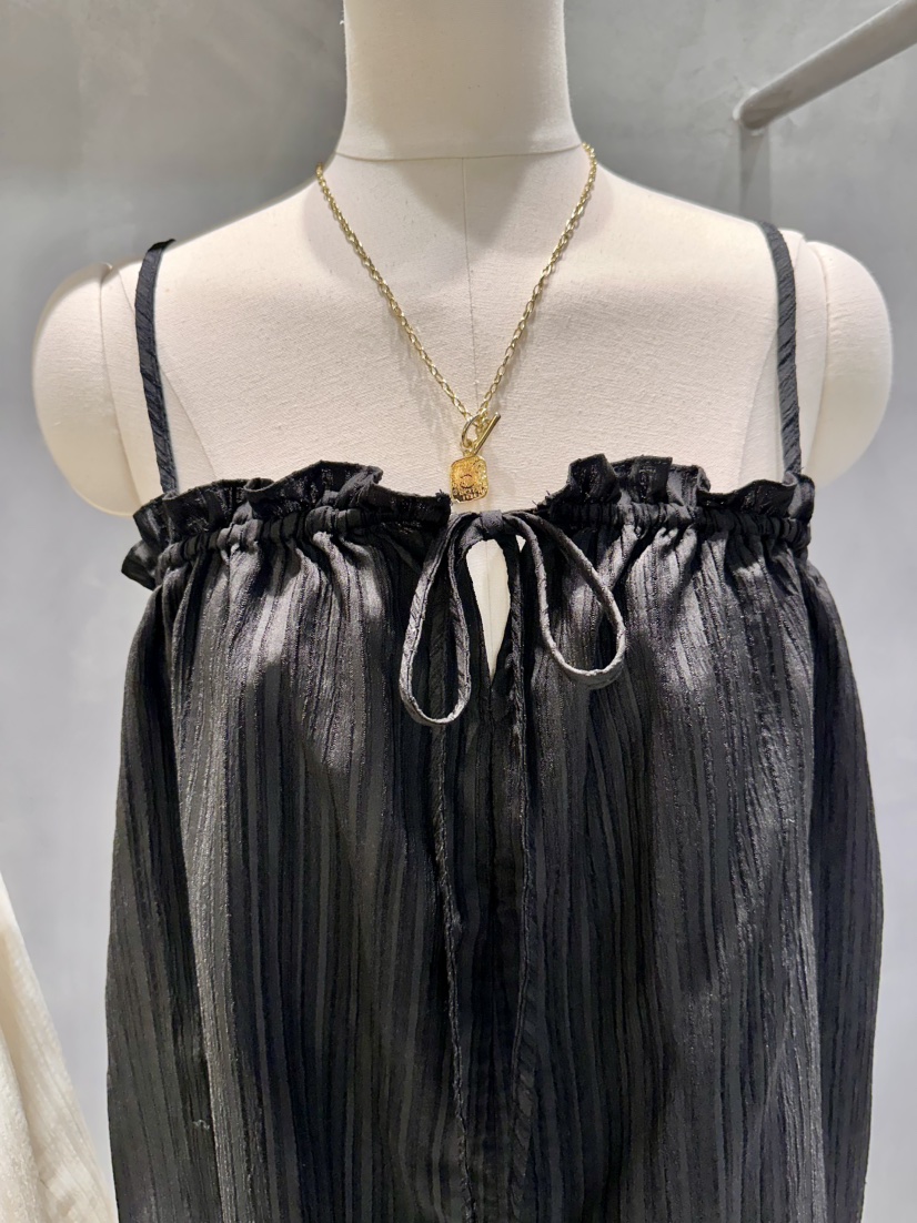 KIFF東大門直郵女士新品人氣休閑時尚26春夏連體褲荷葉邊KIFF連體褲