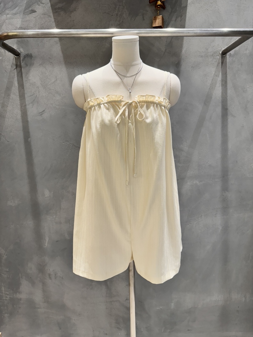 KIFF東大門直郵女士新品人氣休閑時尚26春夏連體褲荷葉邊KIFF連體褲圖色1