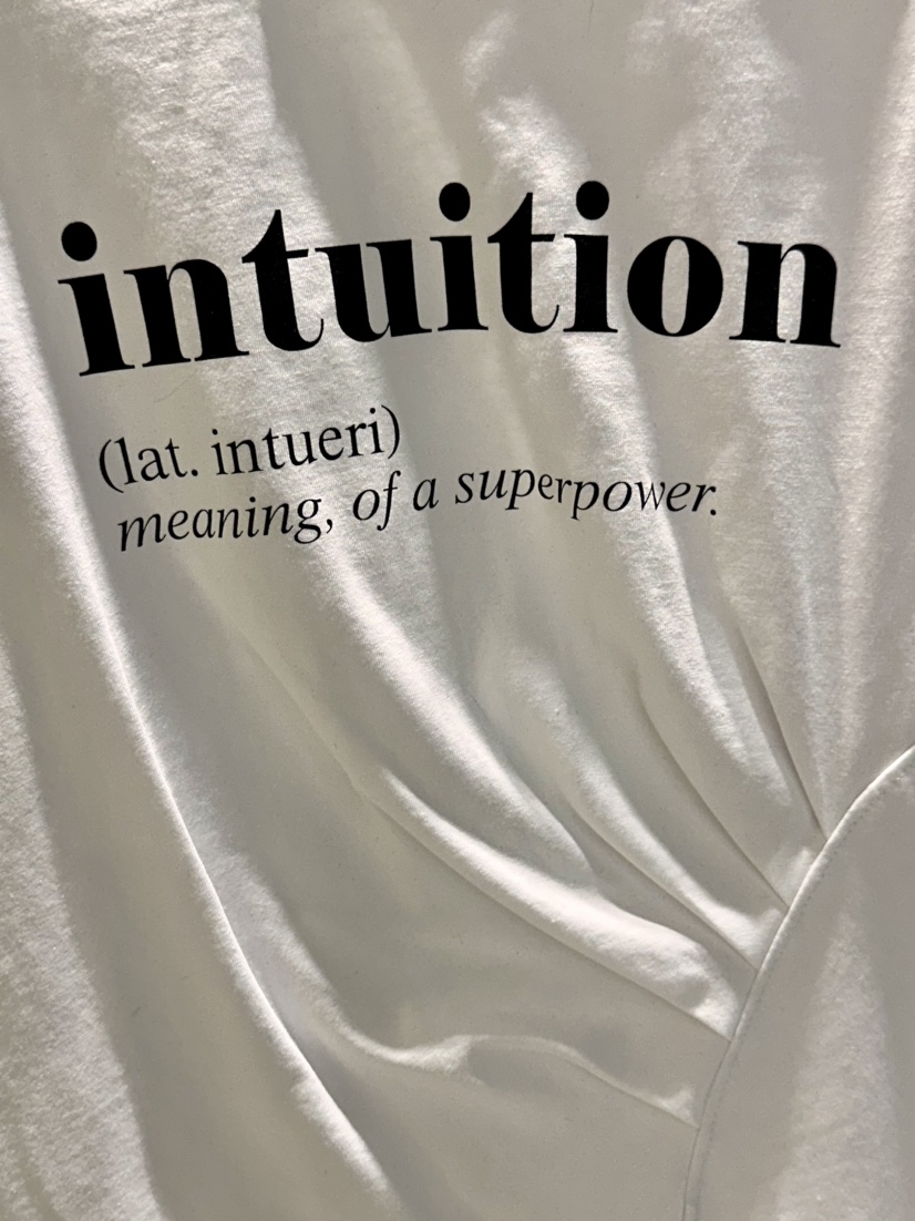 KIFF東大門直郵女士新品時尚休閑職業真品熱賣26春夏推薦T恤KIFFT恤