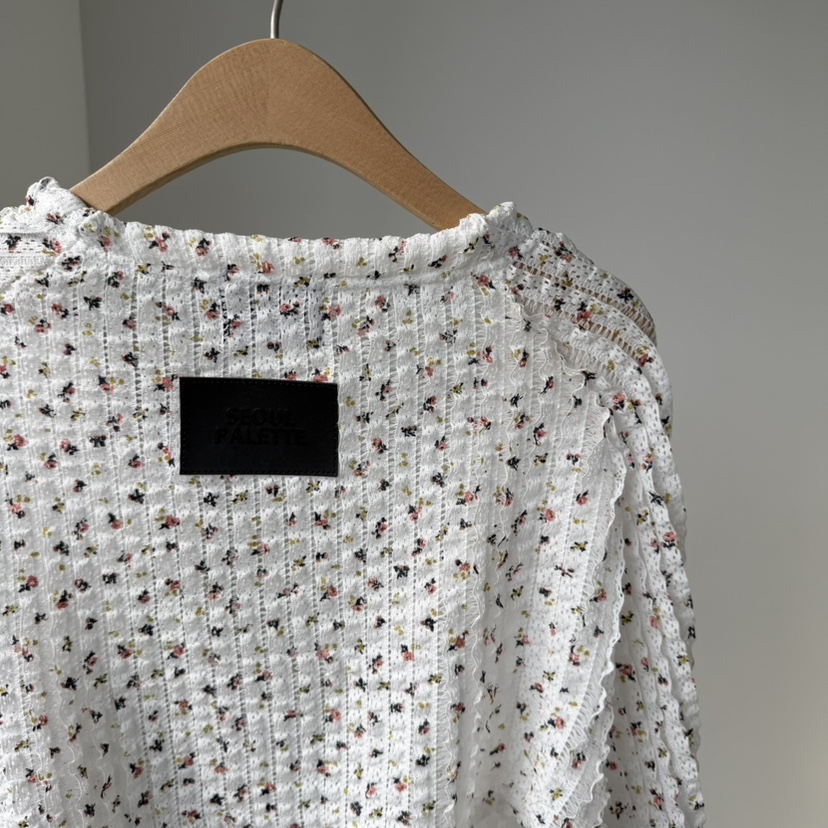 PALETTE-Q韓國東大門直郵女裝新品人氣襯衫蕾絲衫花朵短款開衫PALETTE-Q襯衫/蕾絲衫