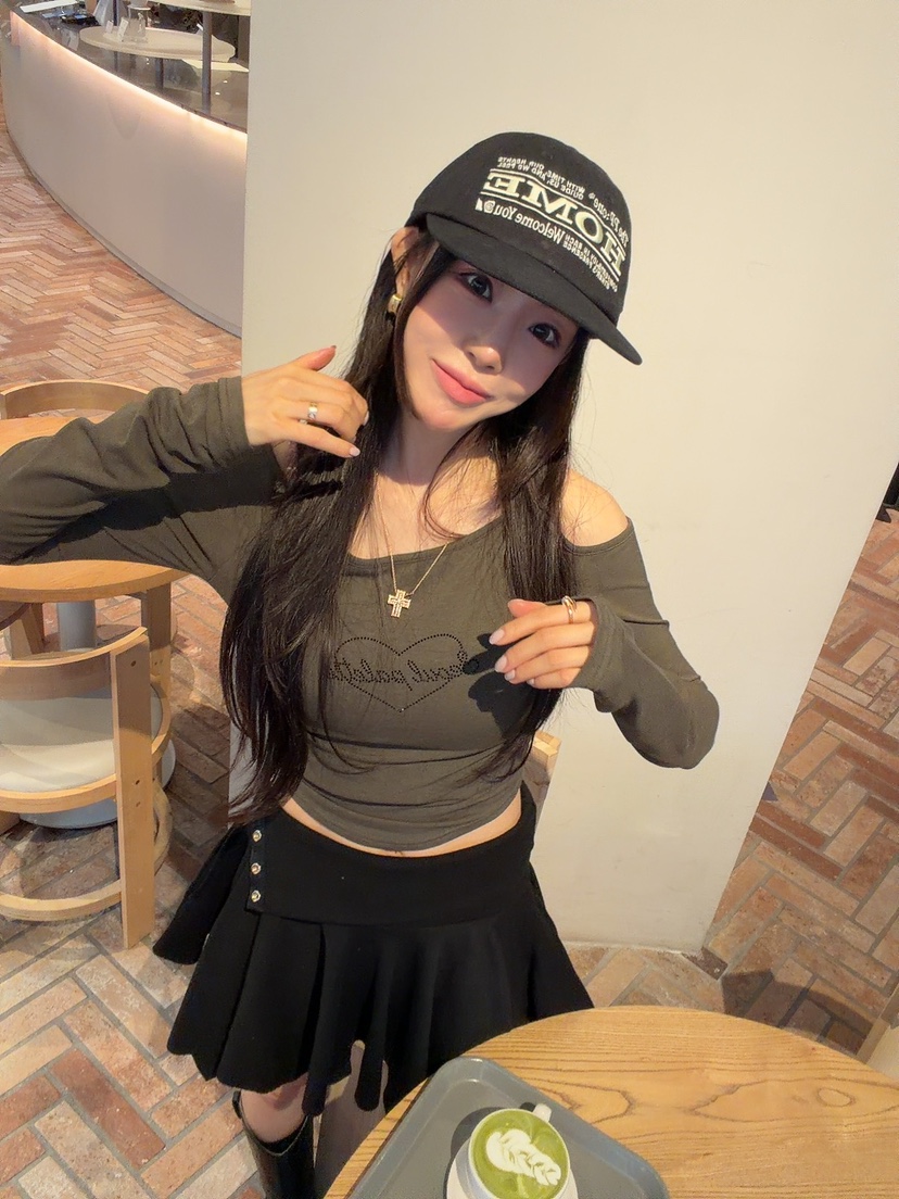 PALETTE-Q東大門實拍韓國女士新品推薦26夏季時尚長袖T恤PALETTE-Q長袖T恤