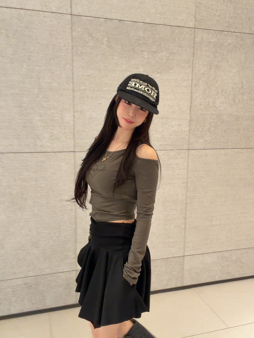 PALETTE-Q東大門實拍韓國女士新品推薦26夏季時尚長袖T恤PALETTE-Q長袖T恤